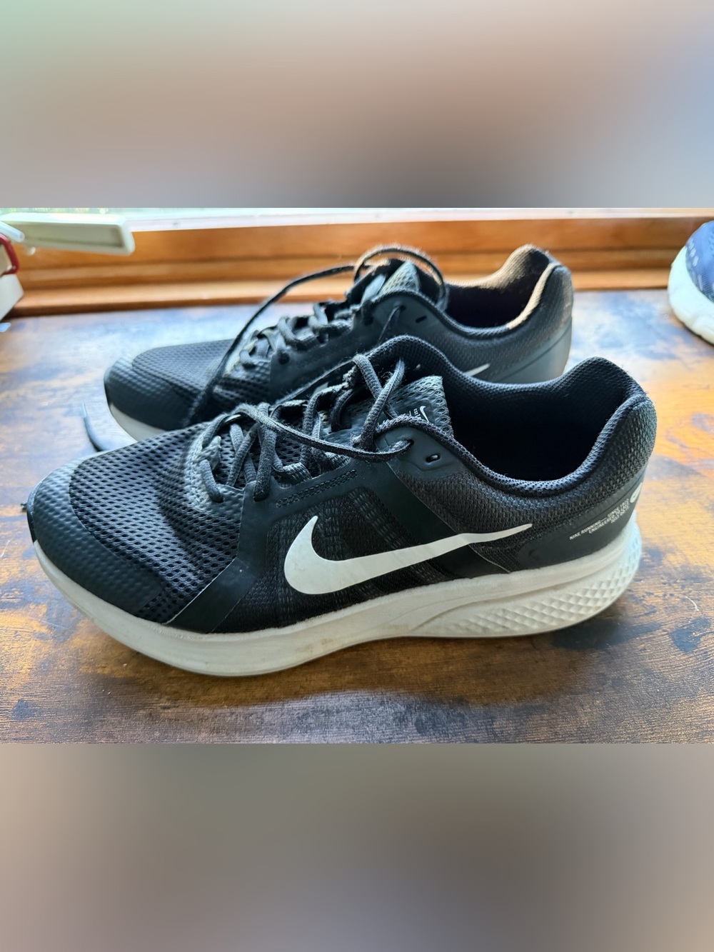 Nike Run Swift Size 10.5 Women’s